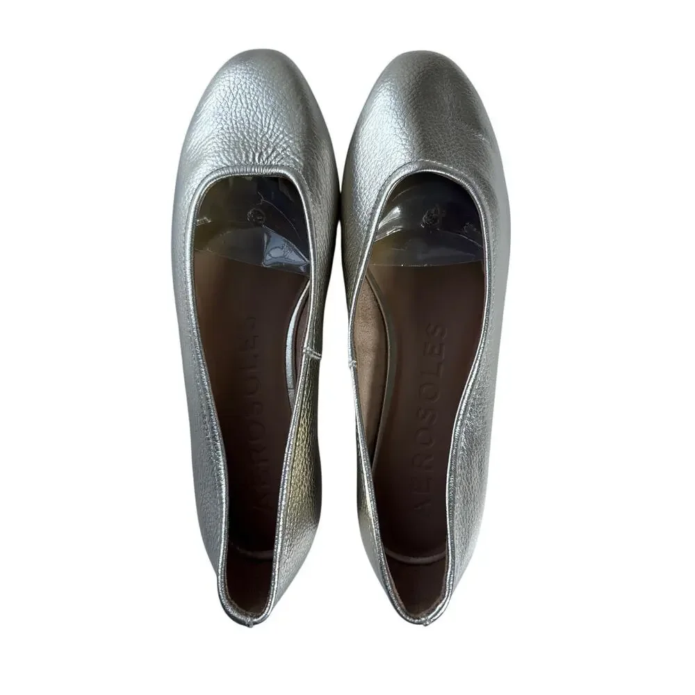 Aerosoles Gold Pebbled Leather Flats Size 9.5 NEW NWOT